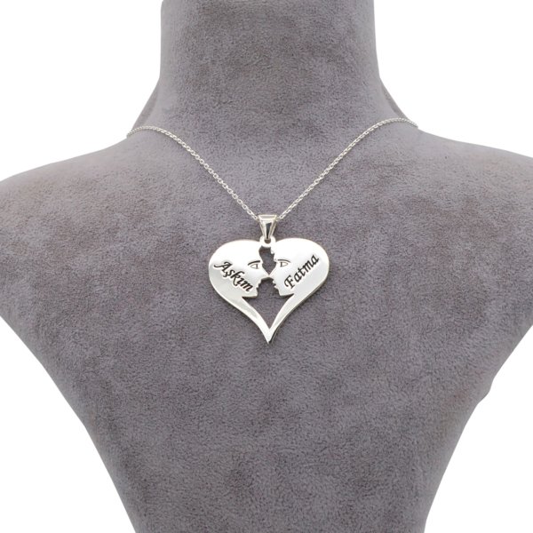 Gümüş Kalpli Göz Göze İsimli Kolye