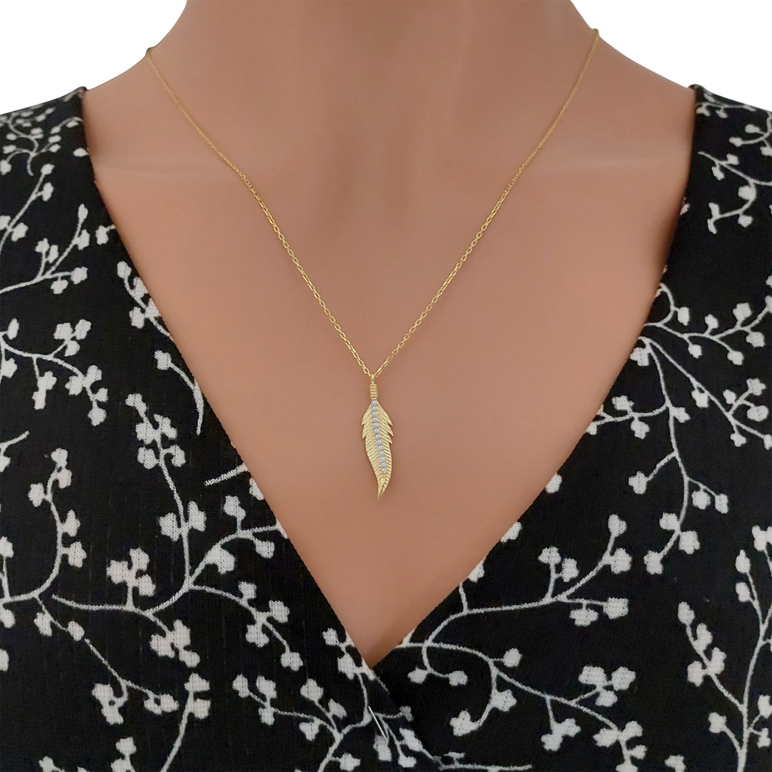 Gümüş Yaprak Kolye