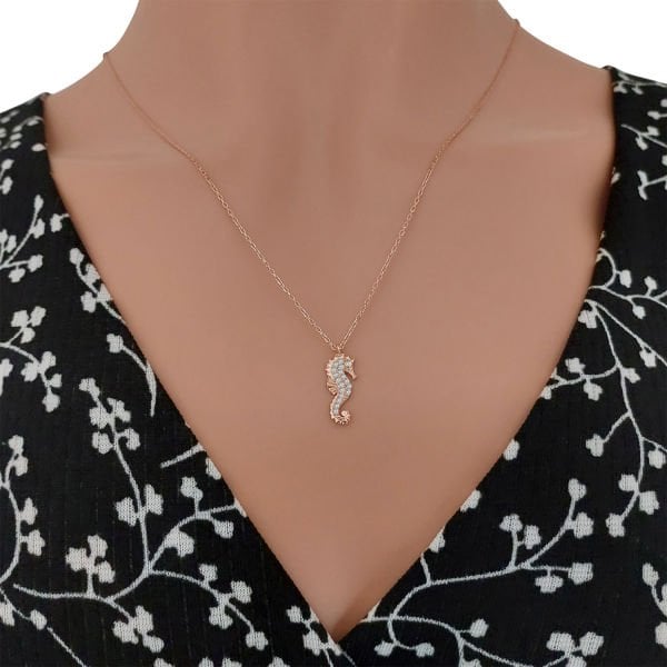 Gümüş Deniz Atı Kolye
