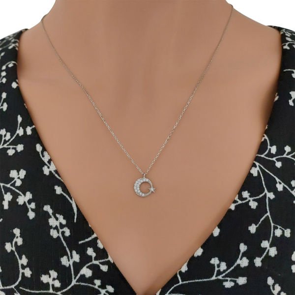 Gümüş Taşlı Ayyıldız Kolye