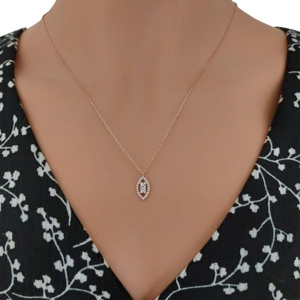 Gümüş Taşlı Baget Kolye