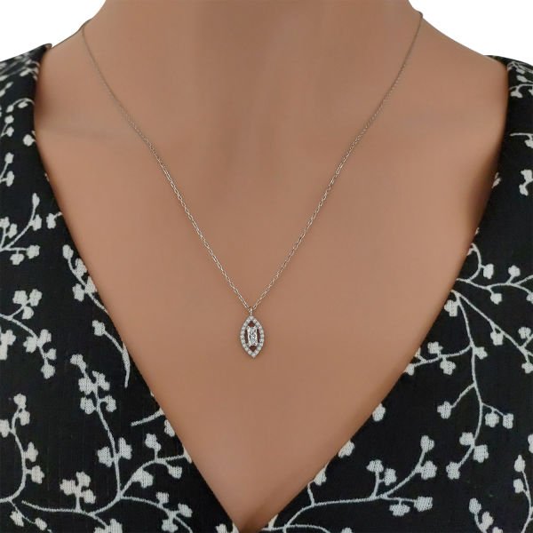 Gümüş Taşlı Baget Kolye