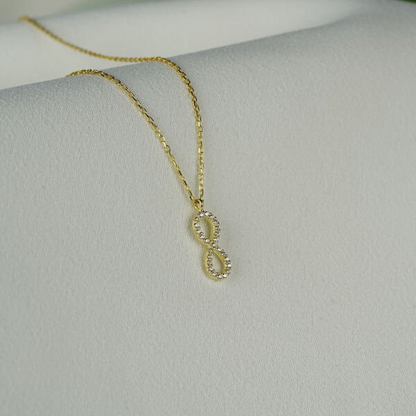 Gümüş Taşlı Sonsuzluk Kolye