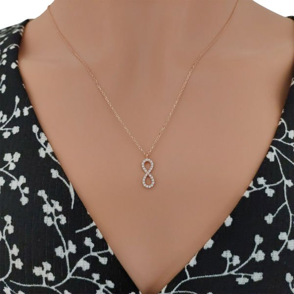 Gümüş Taşlı Sonsuzluk Kolye