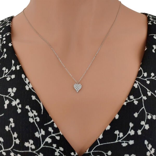 Gümüş Minik Kalpli Kolye