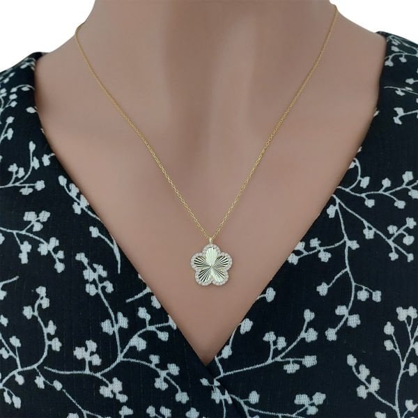 Gümüş Taşlı Kalemli Papatya Kolye