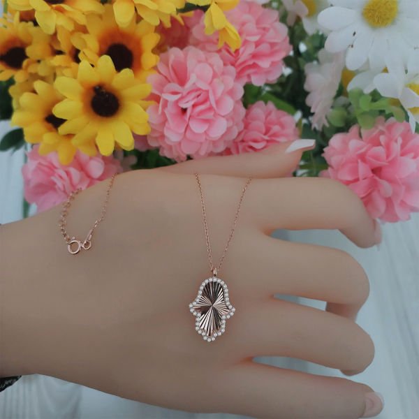 Gümüş Taşlı Kalemli El Figürlü Kolye