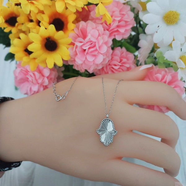 Gümüş Lazer Kalemli El Kolye