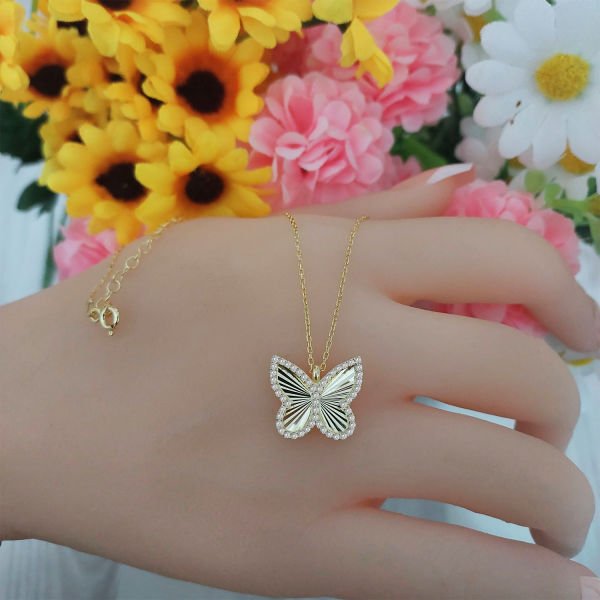Gümüş Taşlı Kalemli Kelebek Kolye