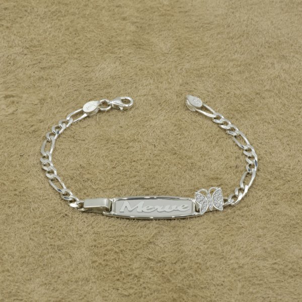 Gümüş Plaka Kelebekli İsimli Bebek Bileklik