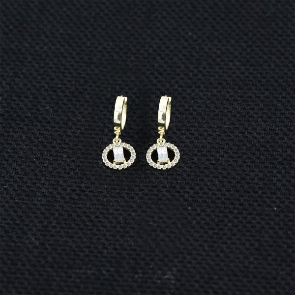 Gümüş Beyaz Taşlı Baget Küpe