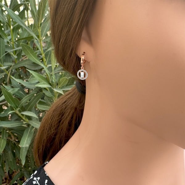 Gümüş Beyaz Taşlı Baget Küpe