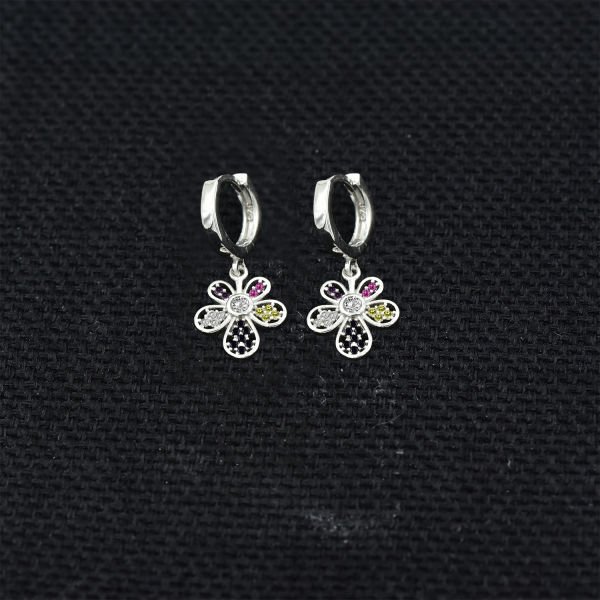 Gümüş Taşlı Papatya Küpe