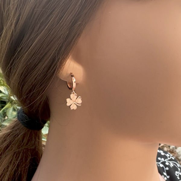 Gümüş Yonca Küpe