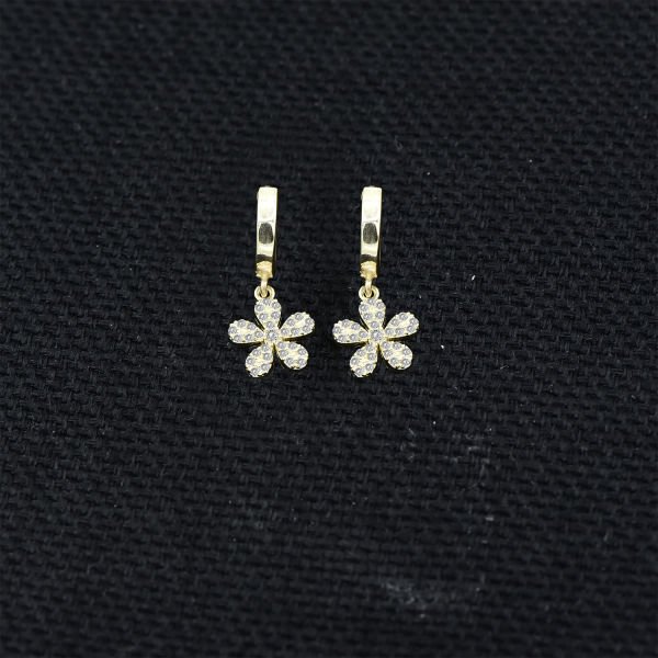 Gümüş Minik Taşlı Papatya Küpe