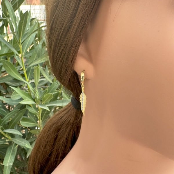 Gümüş Yaprak Sallantılı Küpe