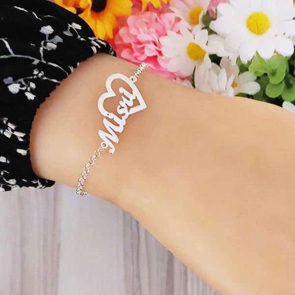 Gümüş Kişiye Özel Kalpli İsimli Bayan Bileklik