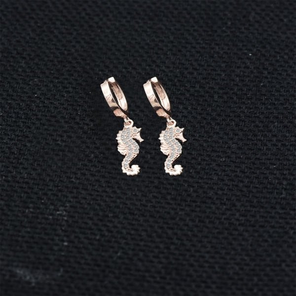 Gümüş Deniz Atı Sallantılı Küpe