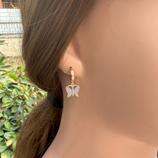 Gümüş Kelebek Sallantılı Küpe