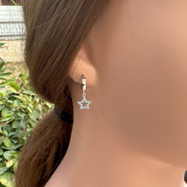 Gümüş Taşlı Yıldız Sallantılı Küpe