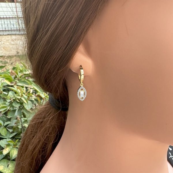 Gümüş Taşlı Baget Küpe