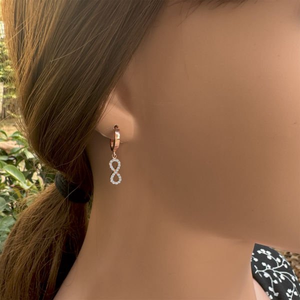 Gümüş Sonsuzluk Sallantılı Küpe