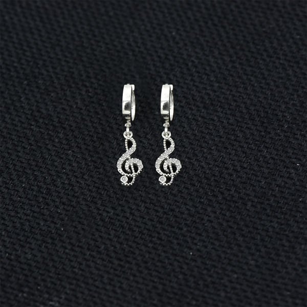 Gümüş Sol Anahtarı Sallantılı Küpe