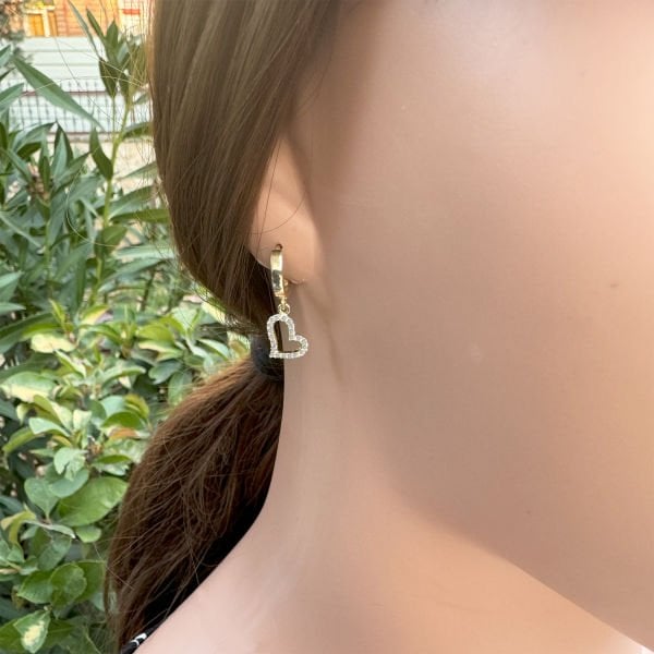 Gümüş Taşlı Kalp Sallantılı Küpe