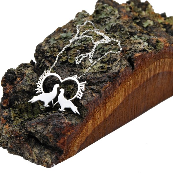 Gümüş Kalpli Kuş Tasarımlı İsimli Kolye