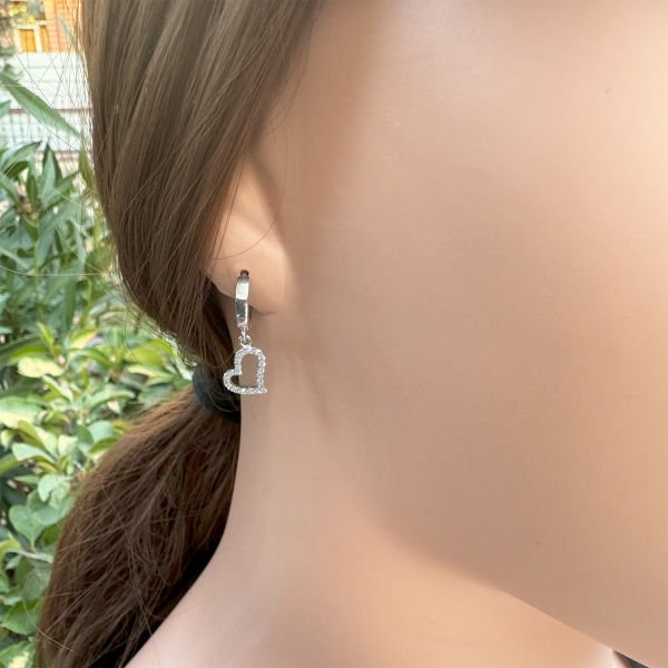 Gümüş Taşlı Kalp Sallantılı Küpe