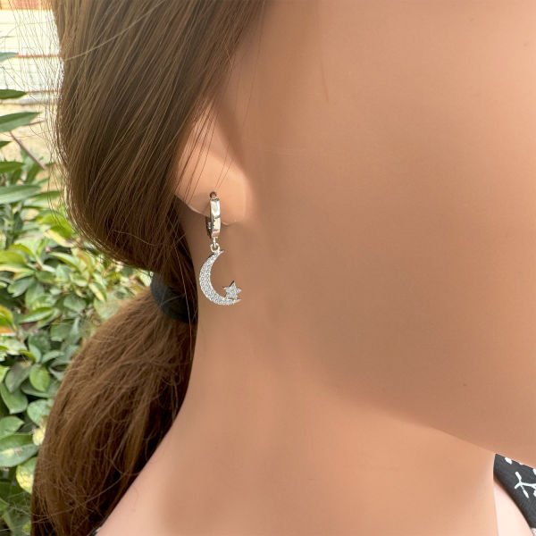 Gümüş Ay Yıldız Sallantılı Küpe