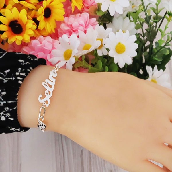 Gümüş Nazar Boncuklu İsimli Bayan Bileklik