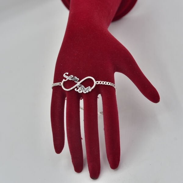 Gümüş Taşlı Sonsuzluk İsimli Bayan Bileklik