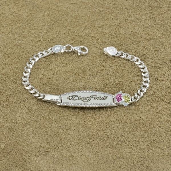 Gümüş Patikli İsimli Bebek Künyesi