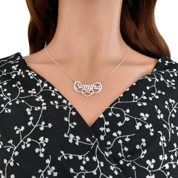 Gümüş Özel Tasarım Altı Kalp Desenli İsimli Kolye