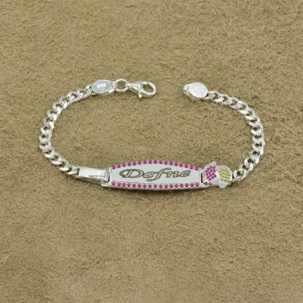 Gümüş Patikli İsimli Çocuk Künyesi