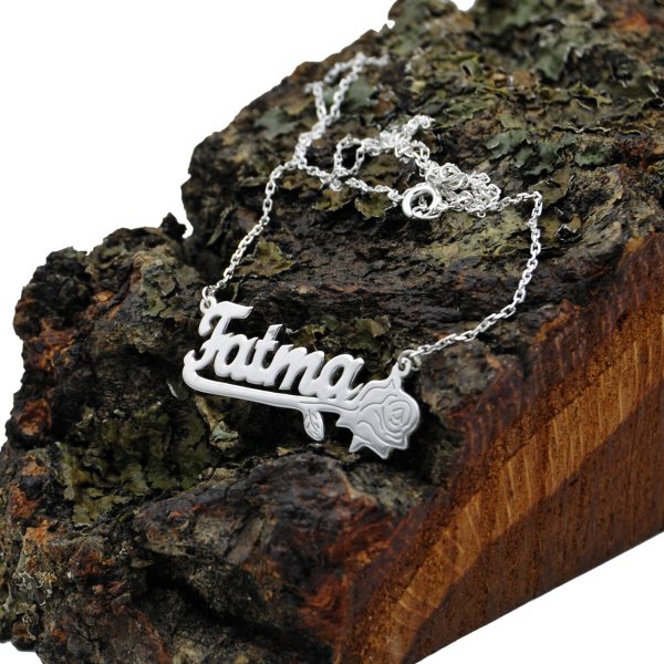 Gümüş Özel Tasarım Altı Gül Desenli İsimli Kolye