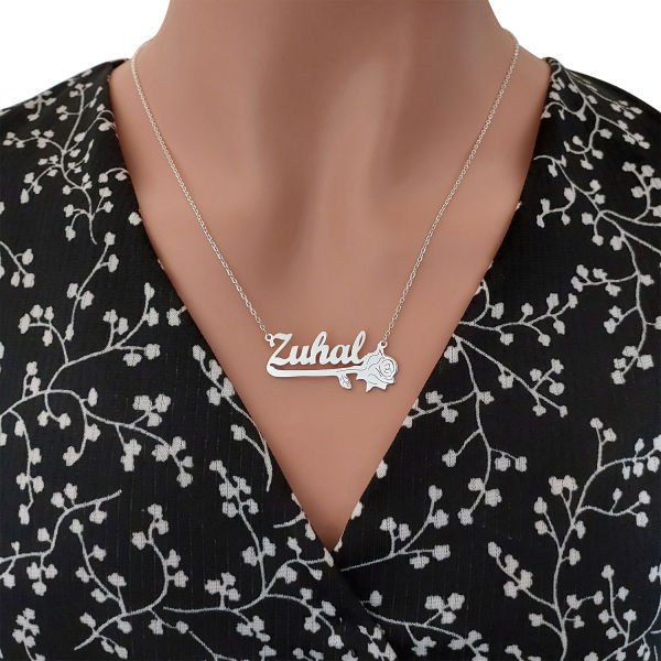 Gümüş Özel Tasarım Altı Gül Desenli İsimli Kolye