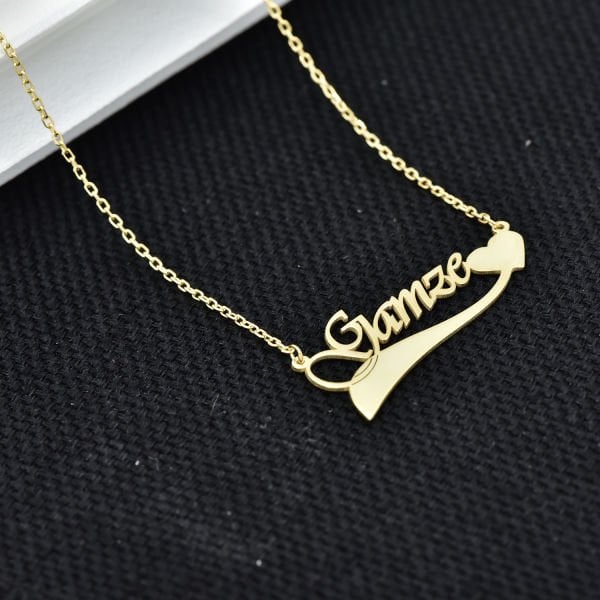 Gümüş Altı Desenli Kalpli İsimli Kolye