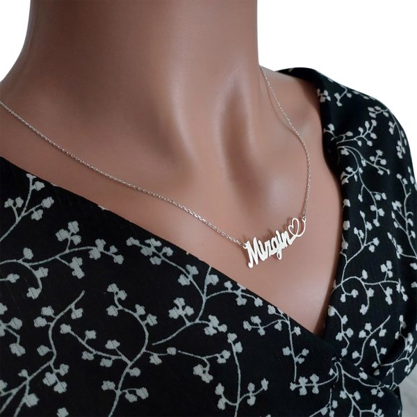 Gümüş Kalpli İsimli Kolye