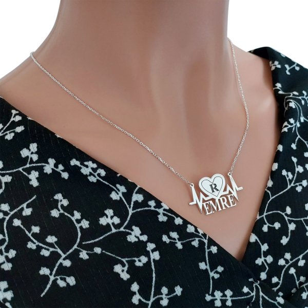 Gümüş Kalp Ritimli İsimli Harfli Kolye