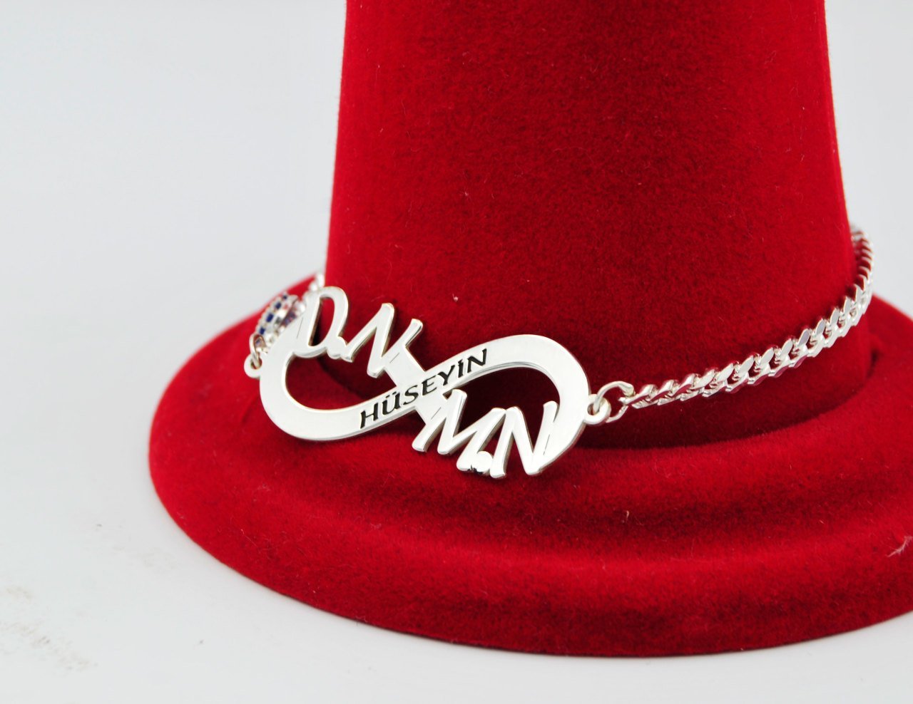 Gümüş Nazar Boncuklu Sonsuzluk İsimli Bileklik