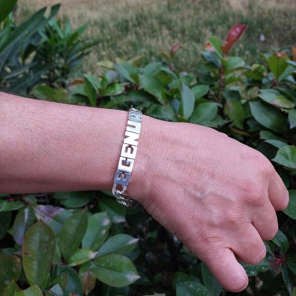 Gümüş Kalın Zincirli Oynak Harfli İsimli Bileklik