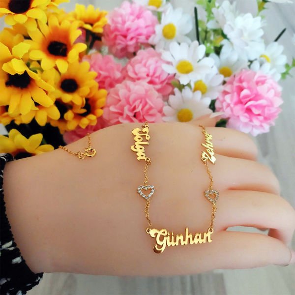 Gümüş Kalpli 3 İsimli Aile Kolyesi