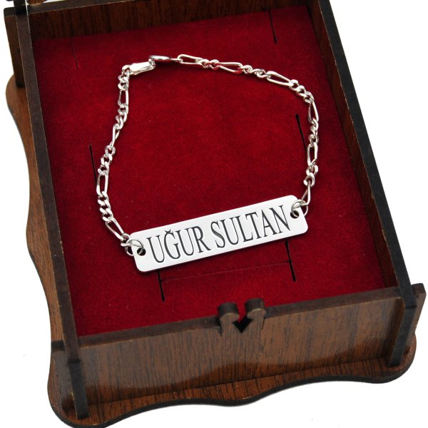 Gümüş Plaka İsimli Bileklik