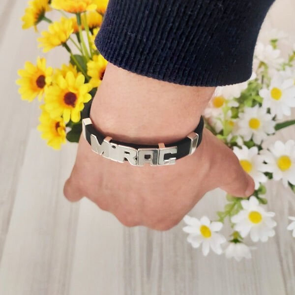 Gümüş Kişiye Özel Silikon Derili İsimli Bileklik