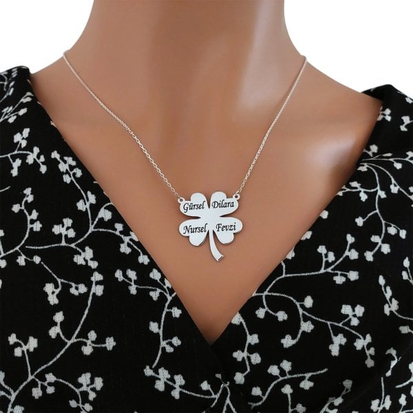 Gümüş Özel Tasarım Kalpli Yonca İsimli Kolye