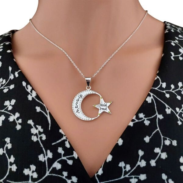 Gümüş Taşlı Ay Yıldızlı İsimli Kolye