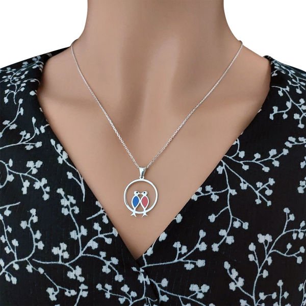 Gümüş Renkli Mineli Kuşlu Kolye