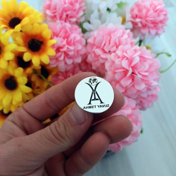 Gümüş Kişiye Özel Firma Logolu Rozet